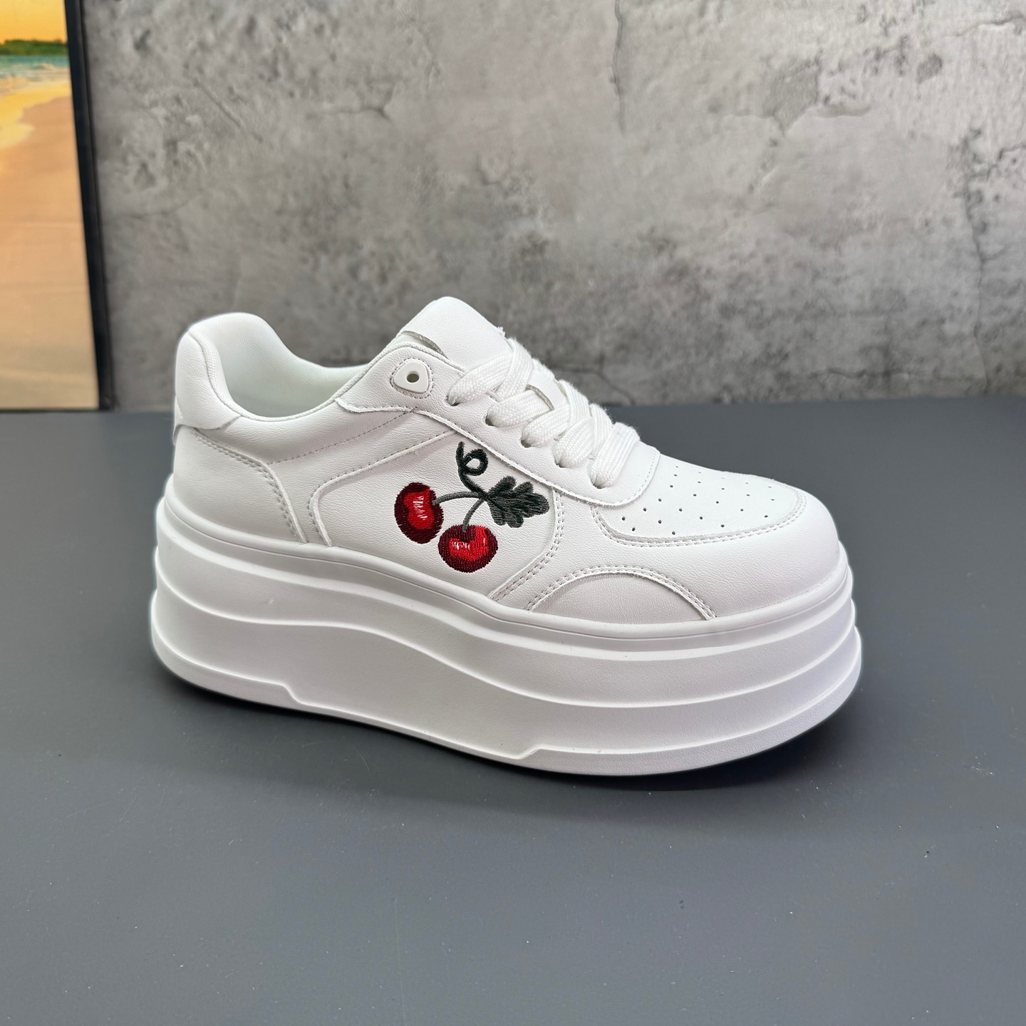 2026春季新款撤柜断码真皮樱桃装饰洋气厚底增高小白鞋板鞋女鞋,女鞋,休闲板鞋,淘宝优惠券,粉丝福利购,淘宝优惠卷