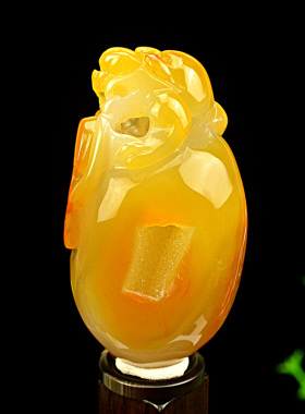 天然玛瑙玉髓水晶洞貔貅手把玩件