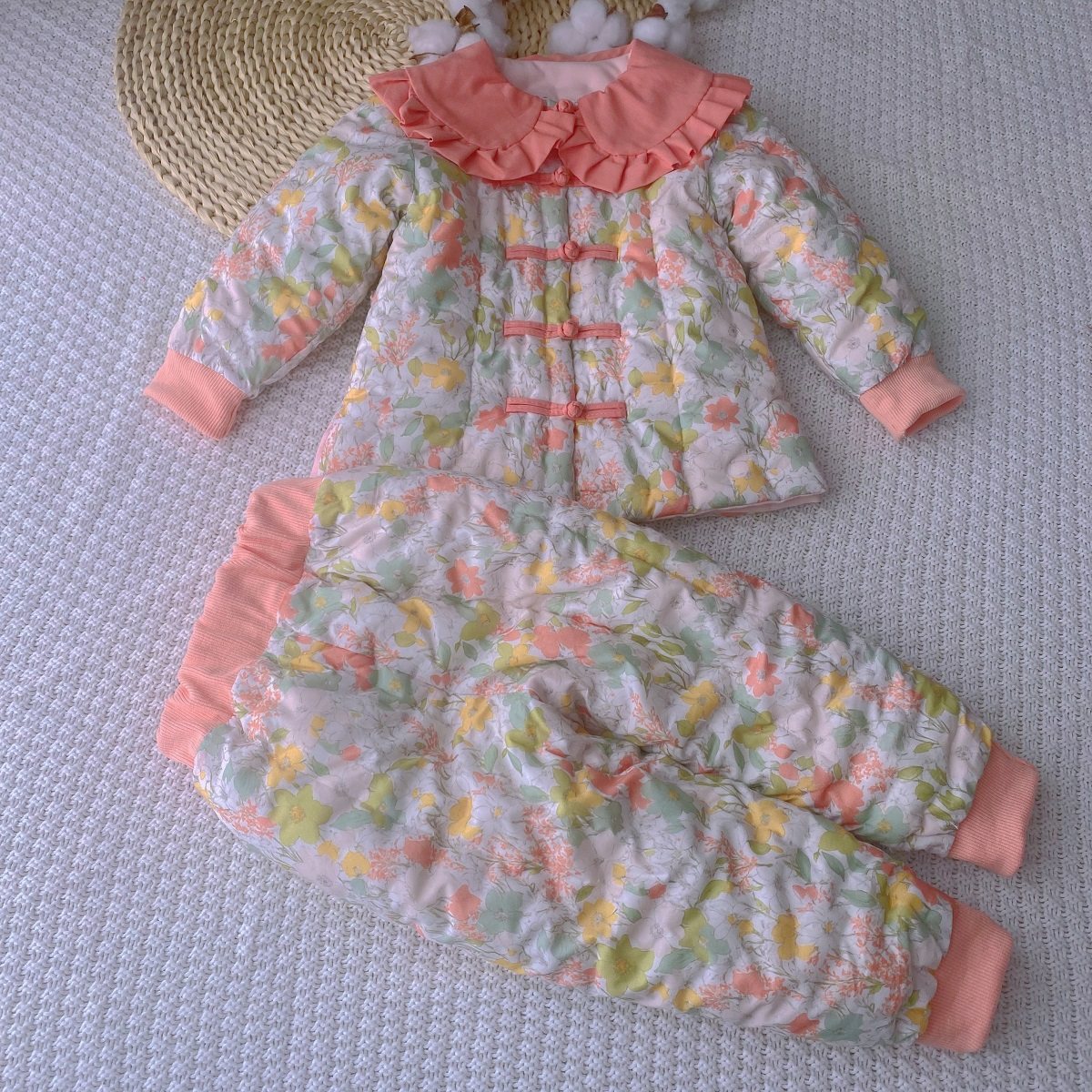 2025年冬季女童加厚纯棉花手工棉衣宝宝国风盘扣小碎花中式两件套,童装/婴儿装/亲子装,套装,淘宝优惠券,粉丝福利购,淘宝优惠卷