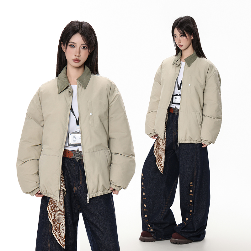 美式复古简约纯色翻领棉服