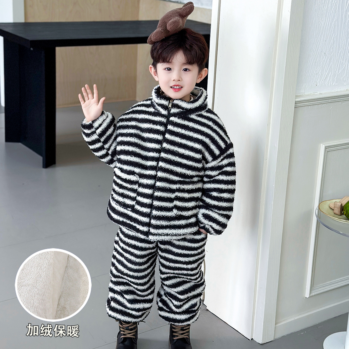 儿童珊瑚绒睡衣冬季保暖厚家居服