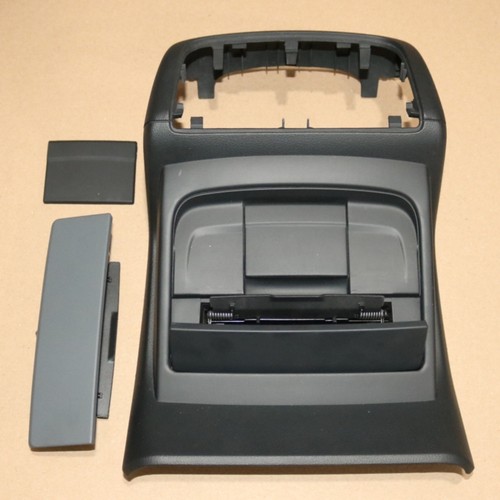 A4LA5Q5专用后排烟灰缸出风口