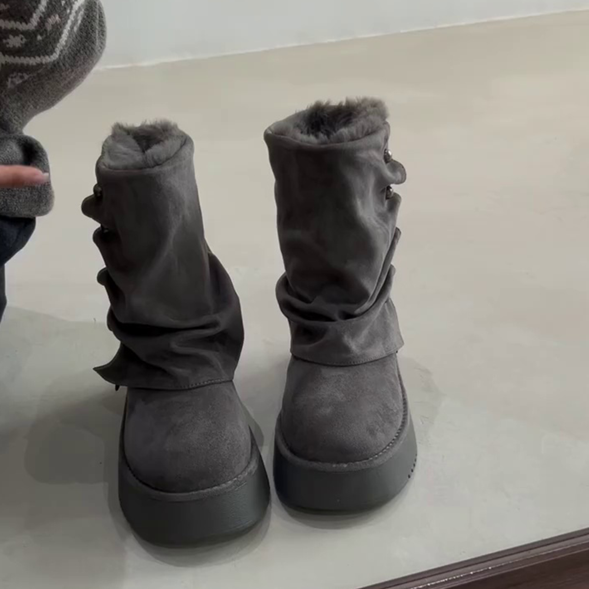 羊皮版~复古圆头增高4CM雪地靴