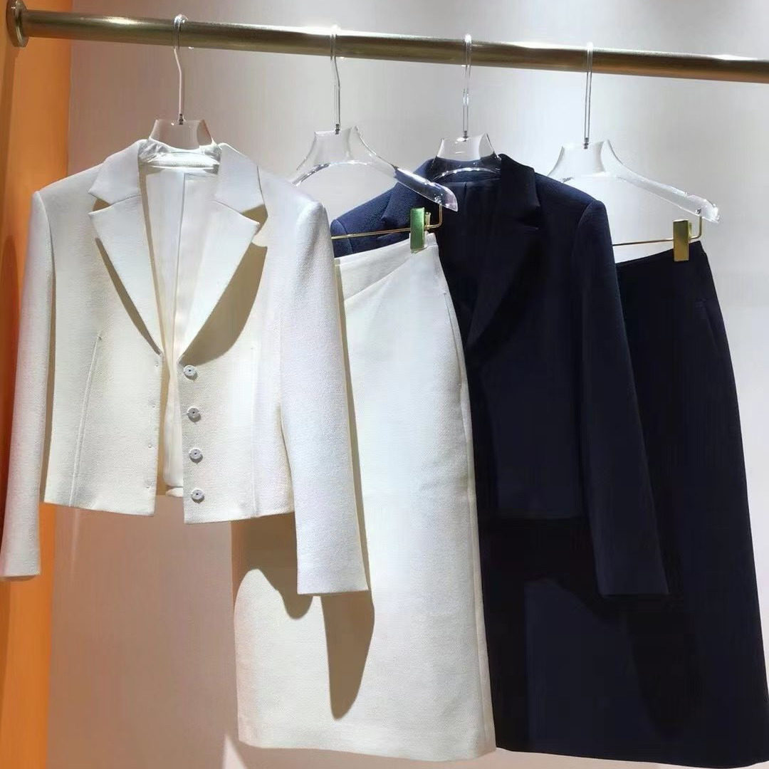 十四姐姐高端女装2026新100%澳毛意式贵夫人套装小西装+包臀裙子
