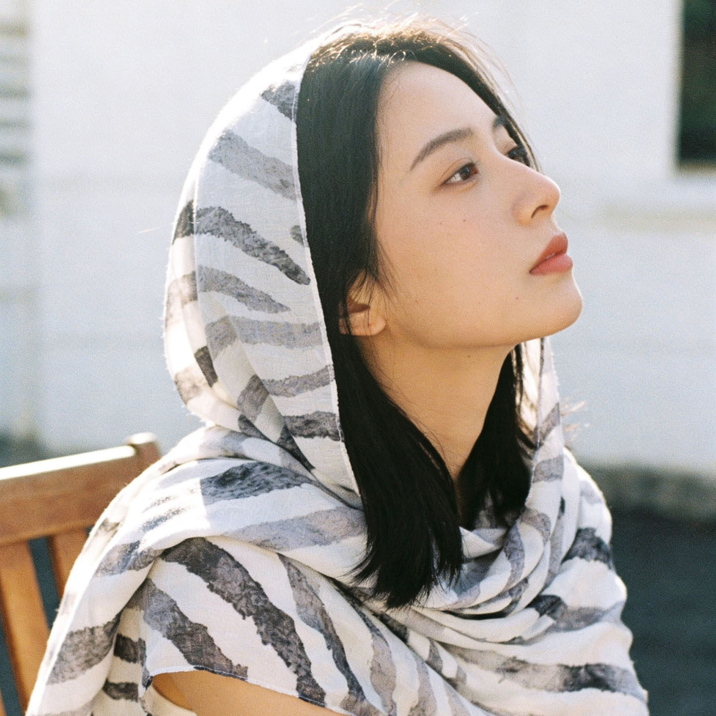 宣纸浅墨 清冷棉麻围巾文艺披肩 灰白素色沙漠海边旅游遮阳薄头巾