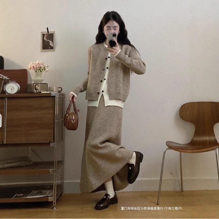 大码女装秋装搭配一整套胖mm梨型巨显瘦慵懒风松弛感糯米裙两件套