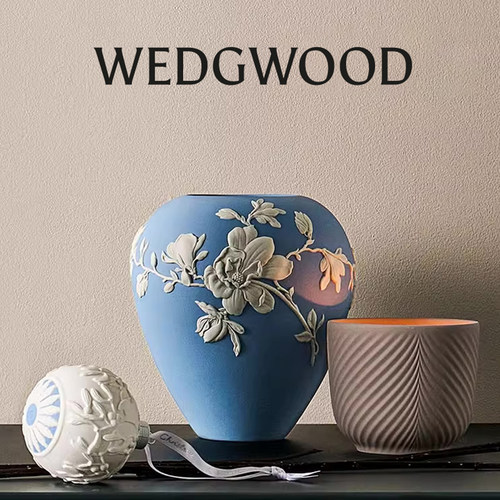 WEDGWOOD木兰芳华浮雕玉石花瓶