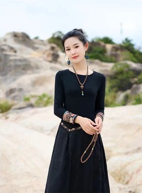 新中式2026新款民族风刺绣长袖上衣女黑色圆领复古打底衫大码T恤