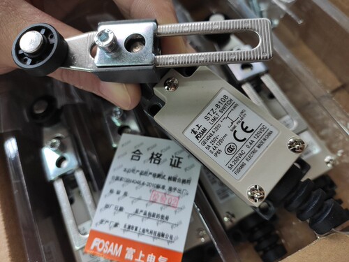 原装FOSAM富上行程开关STZ-8108限位微动开关AZ/ME/TZ-8108银点