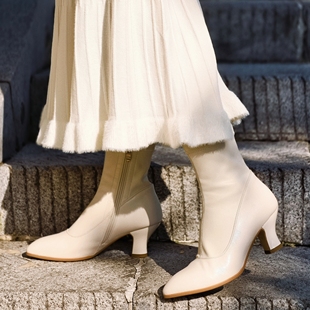升级版 复古白色温柔百搭气质显瘦弹力靴酒杯跟高跟瘦腿短筒靴子