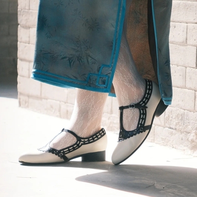 一字带平底玛丽珍单鞋黑白拼色