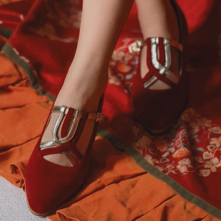 优雅酒杯跟玛丽珍单鞋 奈里法式 民国旗袍鞋 婚鞋 复古红金拼国风中式