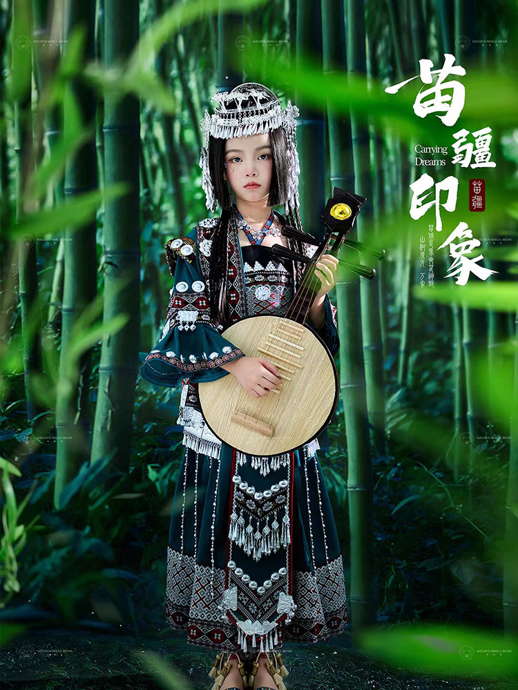 苗疆服装女童绿色红色阿卯儿童苗族演出苗家阿幼朵童装民族风摄影