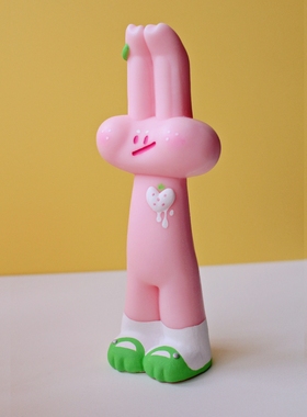 草莓兔呦可爱香薰蜡烛佛手柑客厅房间小众装饰浪漫闺蜜生日送礼摆