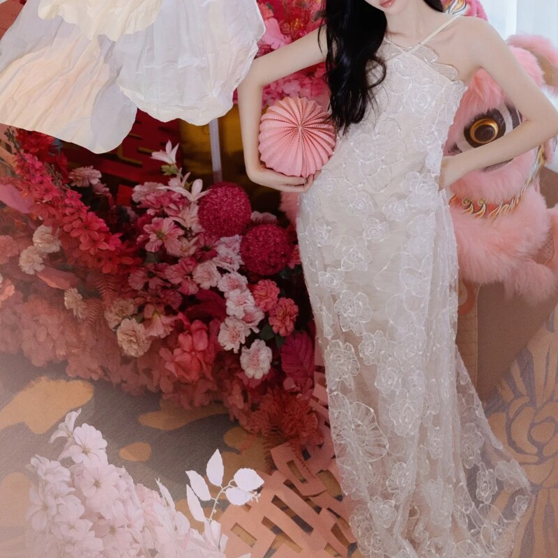 晨拍礼服女新娘挂脖式设计感超仙绝美气质高级感网纱连衣裙敬酒服