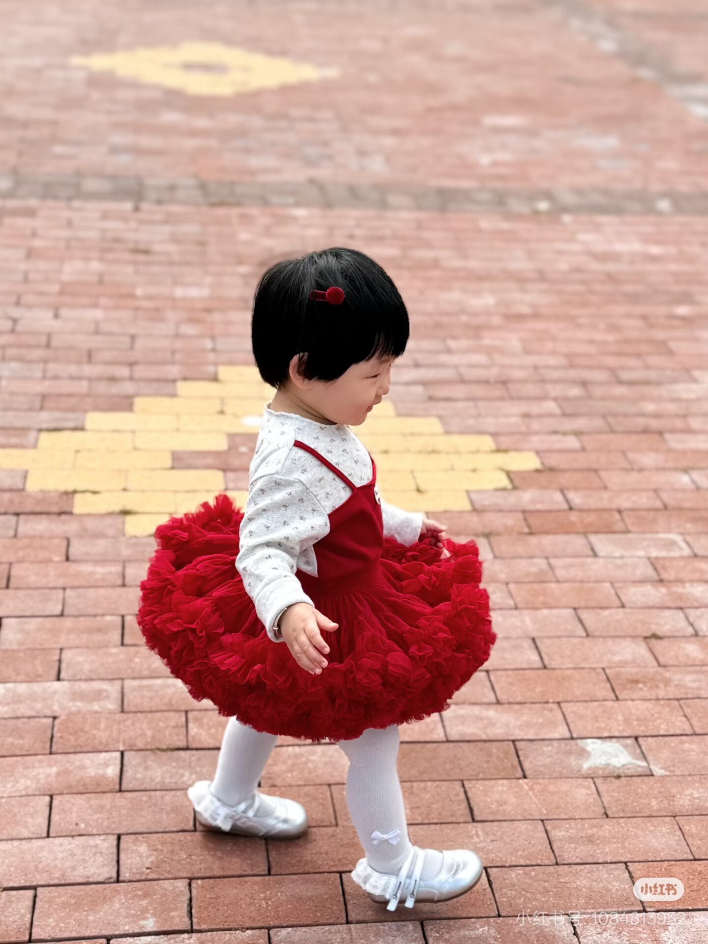蓬蓬纱裙大红色婴幼儿兔兔蛋糕裙一岁女宝宝半身裙芭蕾舞蹈tutu裙