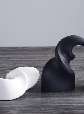 个性几何弯曲不规则艺术陶瓷摆件
