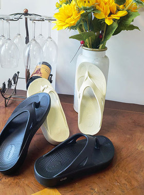 oofos踩屎感厚底增高耐磨减震休闲运动赛后恢复夹脚人字男女拖鞋