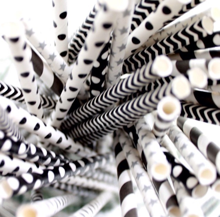 北欧ins黑色主题纸吸管派对鸡尾酒一次性吸管饮料装饰吸管摆拍