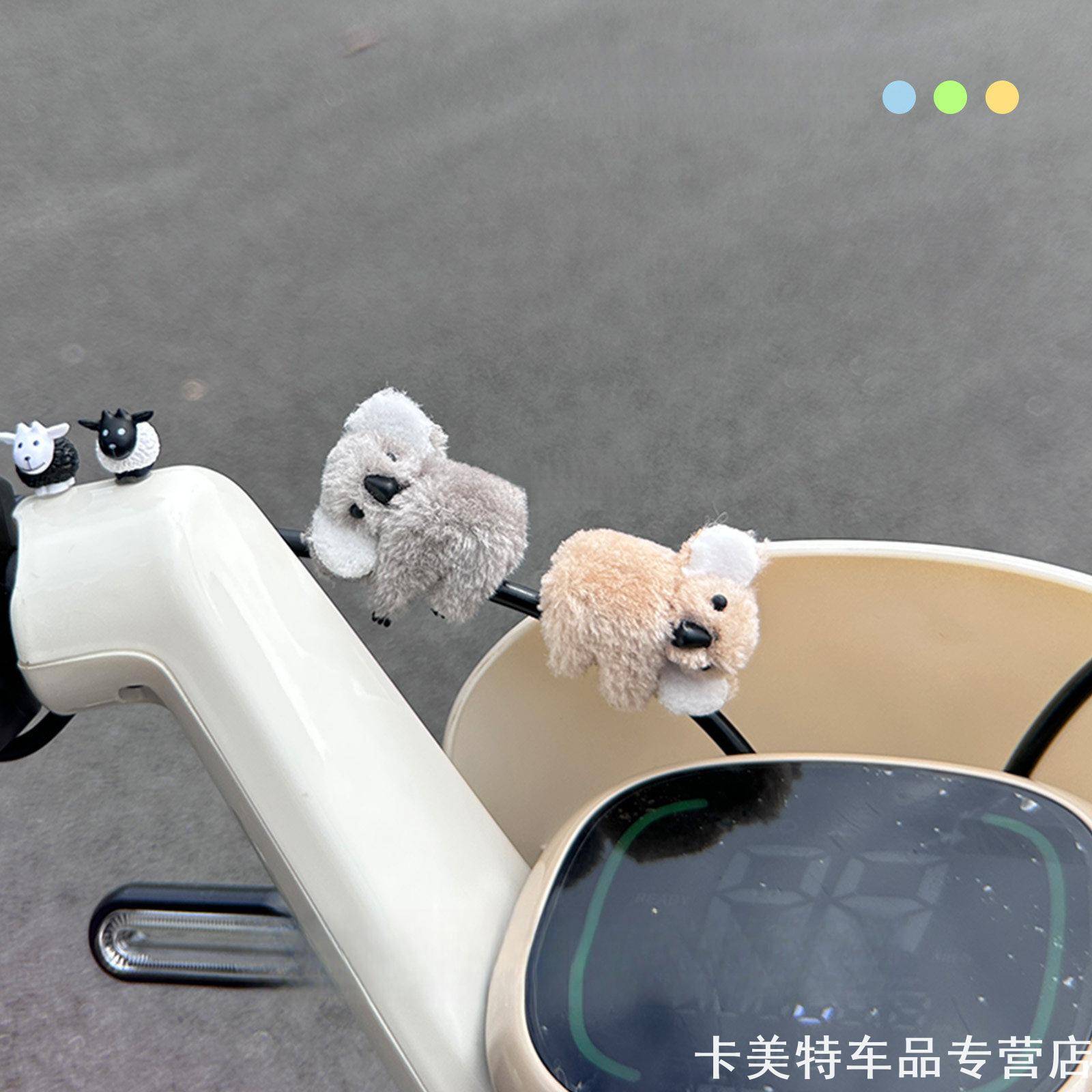 电瓶车考拉毛绒公仔后视镜挂件图片