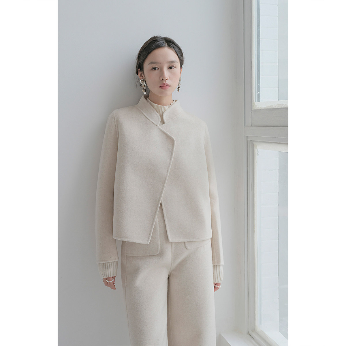 原隐复古优雅赫本白极简法式中式立领大衣开衫羊毛外套短款女款秋