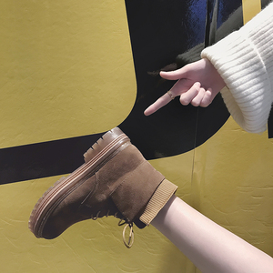 英伦风百搭短靴