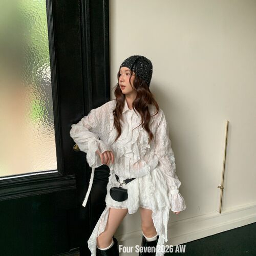 FOUR SEVEN 2026AW 重工韩版不规则木耳花边拼接修身显瘦连衣裙