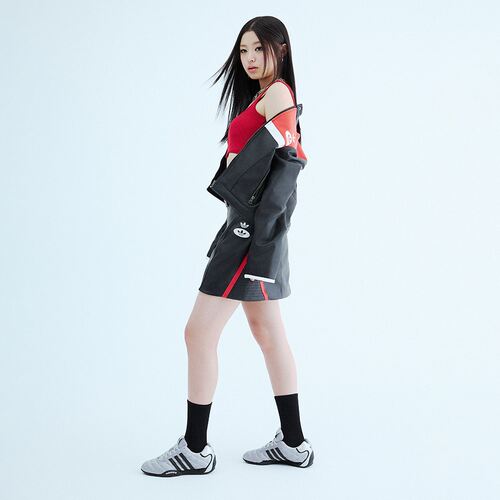 阿迪达斯三叶草女子仿皮运动夹克外套机车服JM8023|JM8024