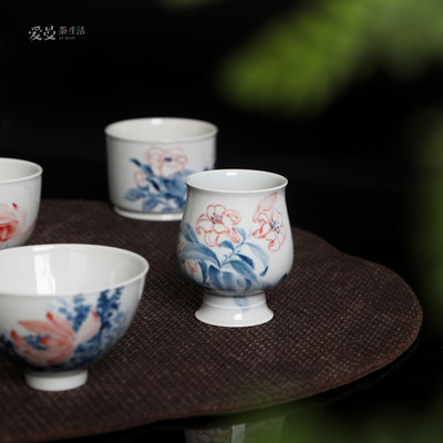 山川绘瓷清供图马蹄杯青花陶瓷