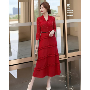 气质妈妈端庄大气连衣裙春新款女装高端三宅褶皱绿色长裙收腰衣服