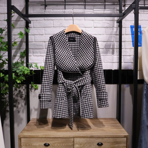 MRER莫乂义2025冬季新款千鸟格小香风毛呢大衣专柜正品R3D44362