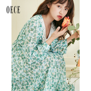 Oece春装女装 青柠碎花复古甜美翻领高腰长袖气质连衣裙