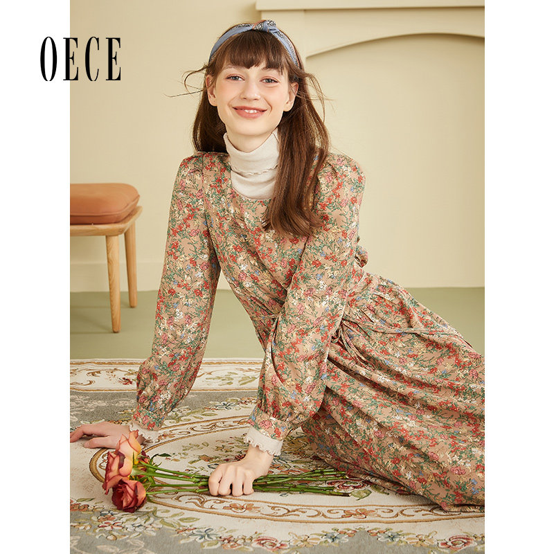 Oece冬装女装复古甜美碎花长袖连衣裙秋冬修身内搭裙