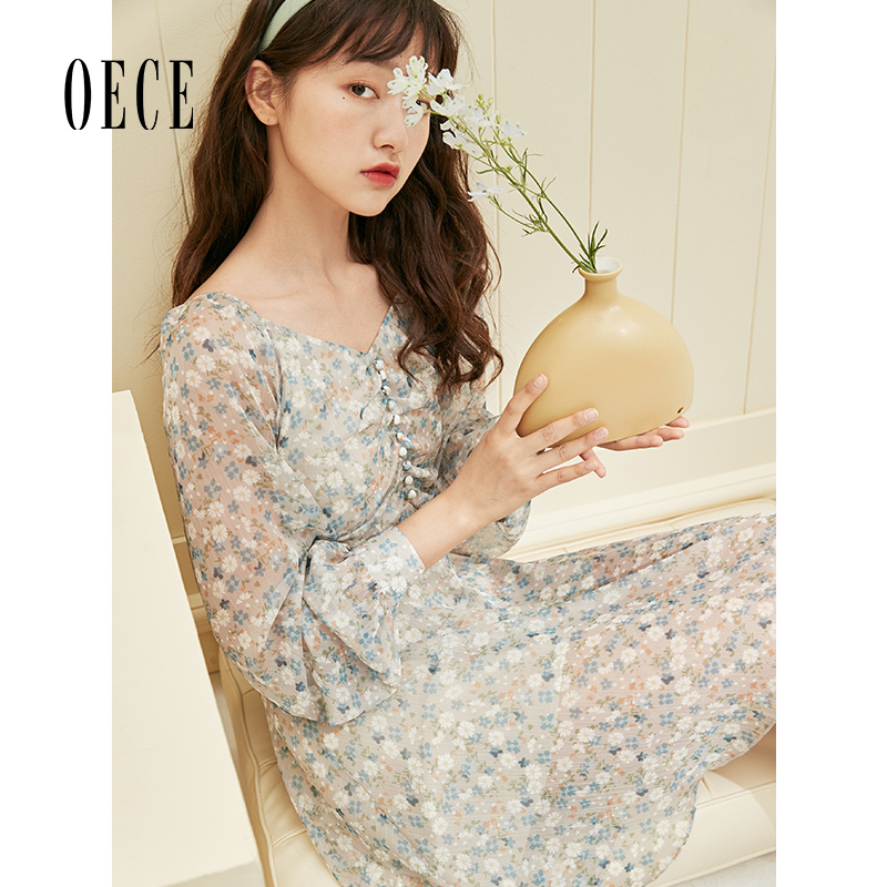 Oece春装女装法式碎花裙子高腰长袖印花气质连衣裙春秋