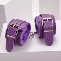 Сиреневые наручники