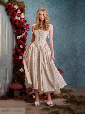 越十年越南小众sissy新款简约法式度假风碎花蕾丝拼接吊带连衣裙