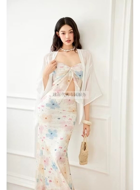 越十年越南小众hoivu法式复古印花吊带背心透明披肩包臀长裙套装