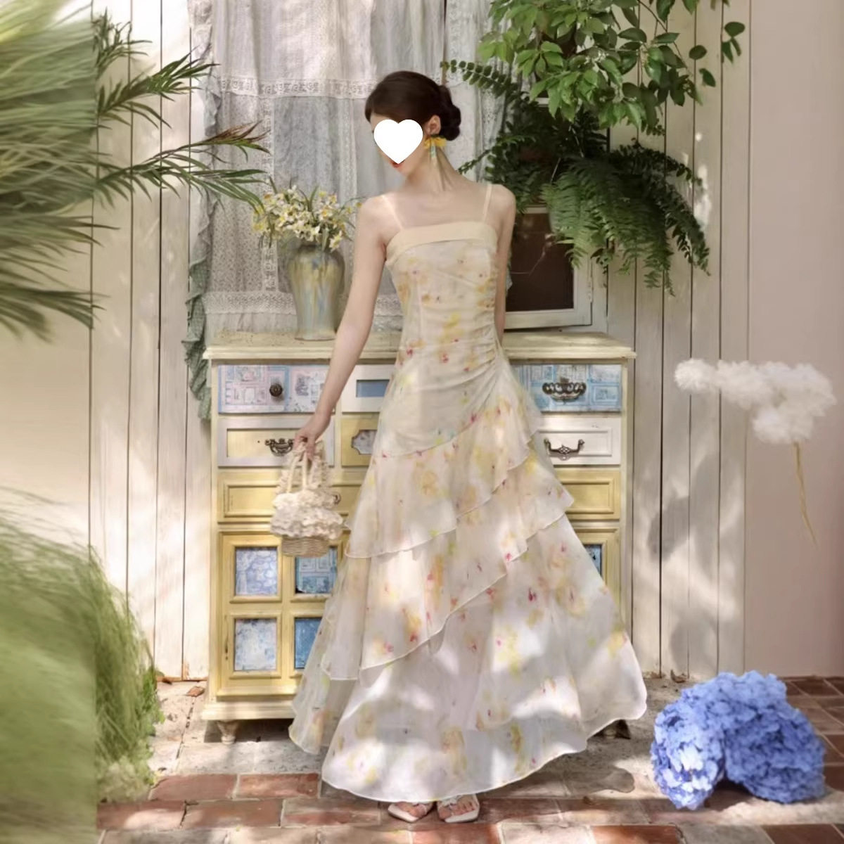 法式气质抹胸吊带连衣裙女荷叶边印花不规则鱼尾夏季碎花旅游裙子