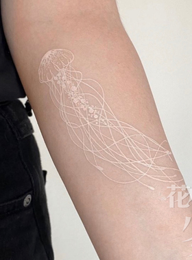 花臂少女TATTOO 2020新品新工艺白色线条水母手臂纹身贴 一张两个