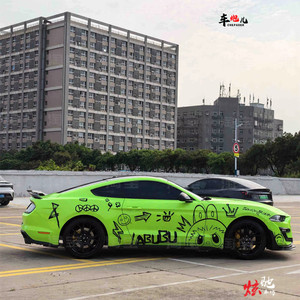 使用福特野马GT个性卡通labubu车贴纸保时捷718宝马M3奥迪RS4拉花