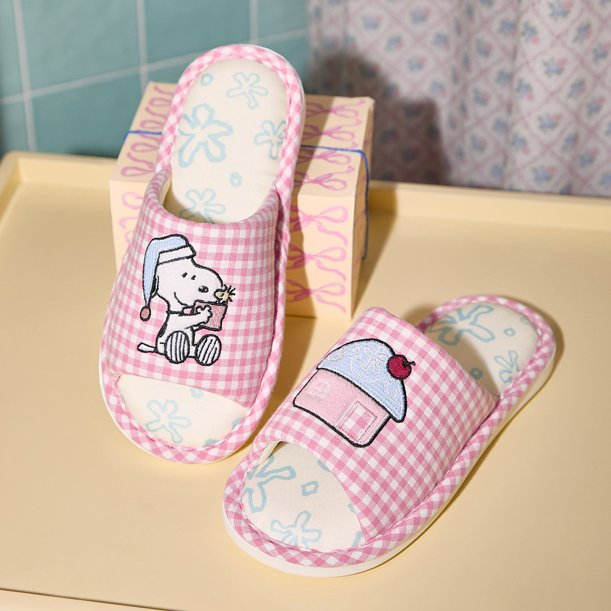 Gukoo/果壳史努比卡通格子一字拖女可爱居家拖鞋平底亚麻拖鞋