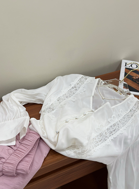 特价清仓不退换！高品白色蕾丝V领长袖衬衫质感气质宽松显瘦上衣