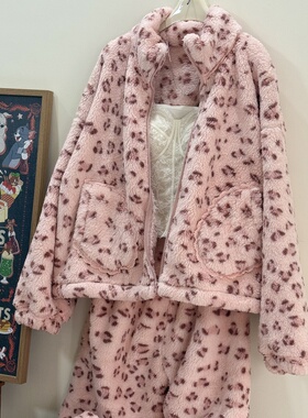 正版！韩系豹纹粉色蕾丝珊瑚绒睡衣宽松保暖拉链立领家居服外穿女