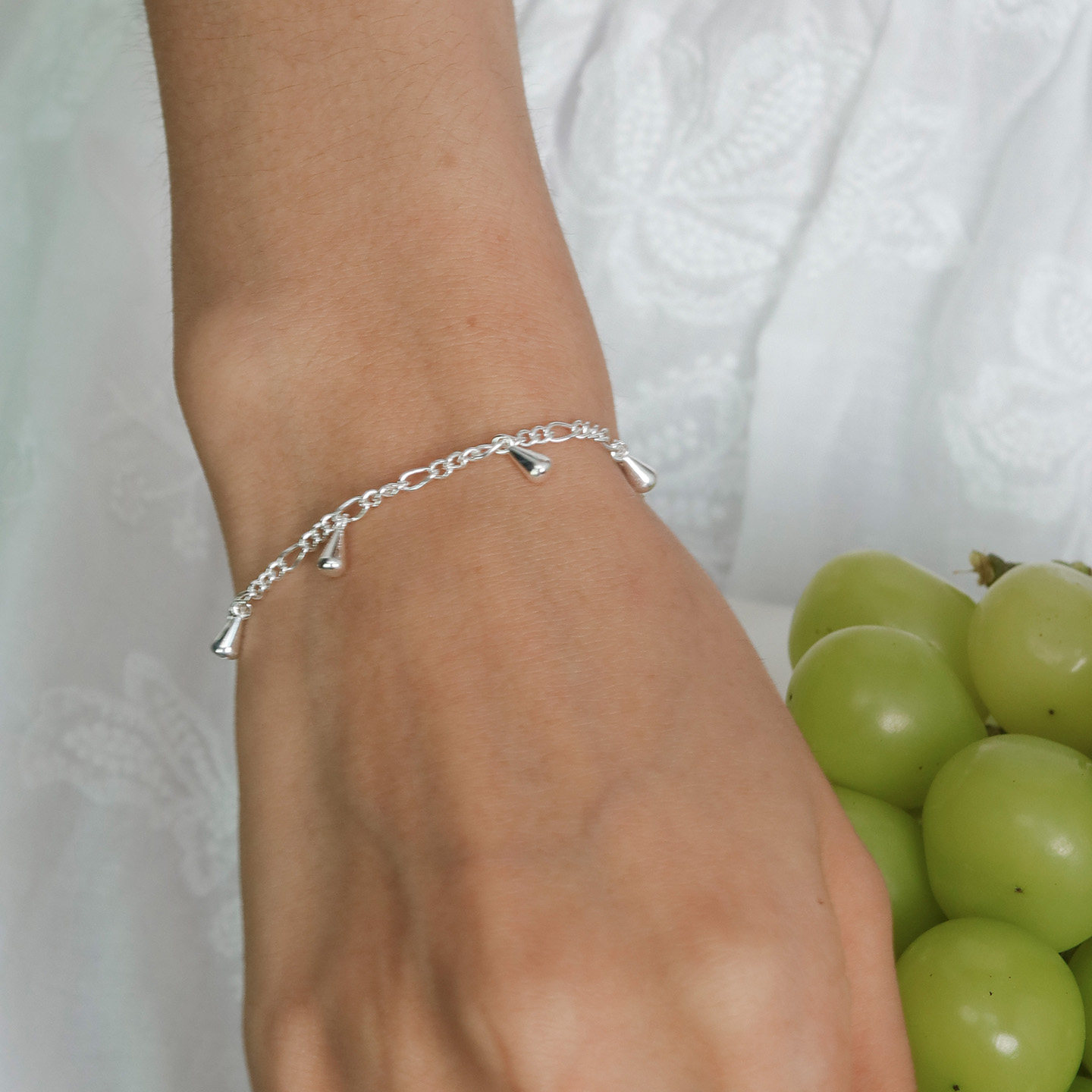 Moment 小雨滴 纯银手链手串手饰女叠戴轻奢小众精致2025新款礼物