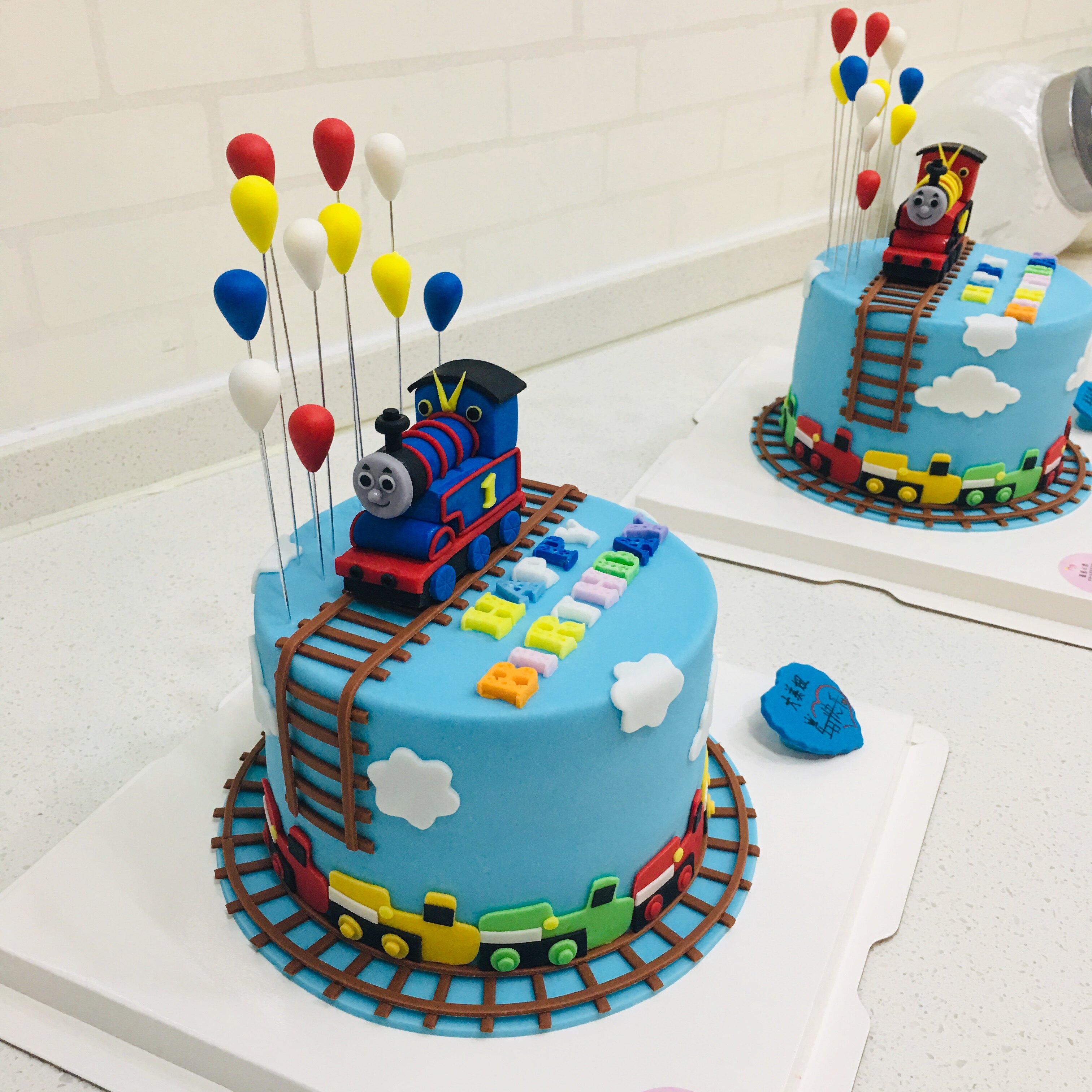 北京心意同城配送动物奶油新鲜托马斯小火车生日蛋糕儿童节礼物