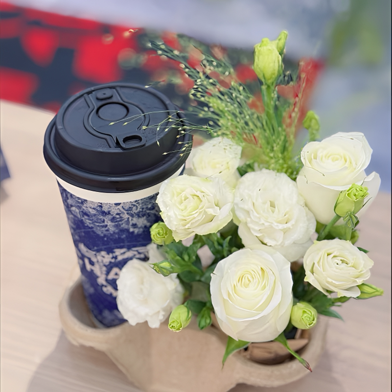 立秋的第一杯奶茶鲜花全国同城配送仪式感奶茶花礼送女朋友闺蜜