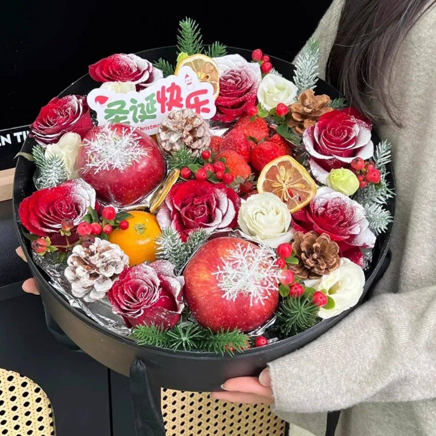 圣诞节平安夜苹果草莓礼盒花束鲜花速递同城配送女友闺蜜男友礼物