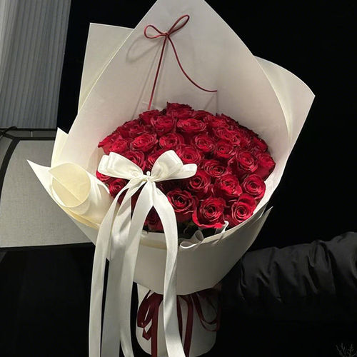 520情人节33朵红玫瑰鲜花速递同城配送女友生日表白求婚重庆成都
