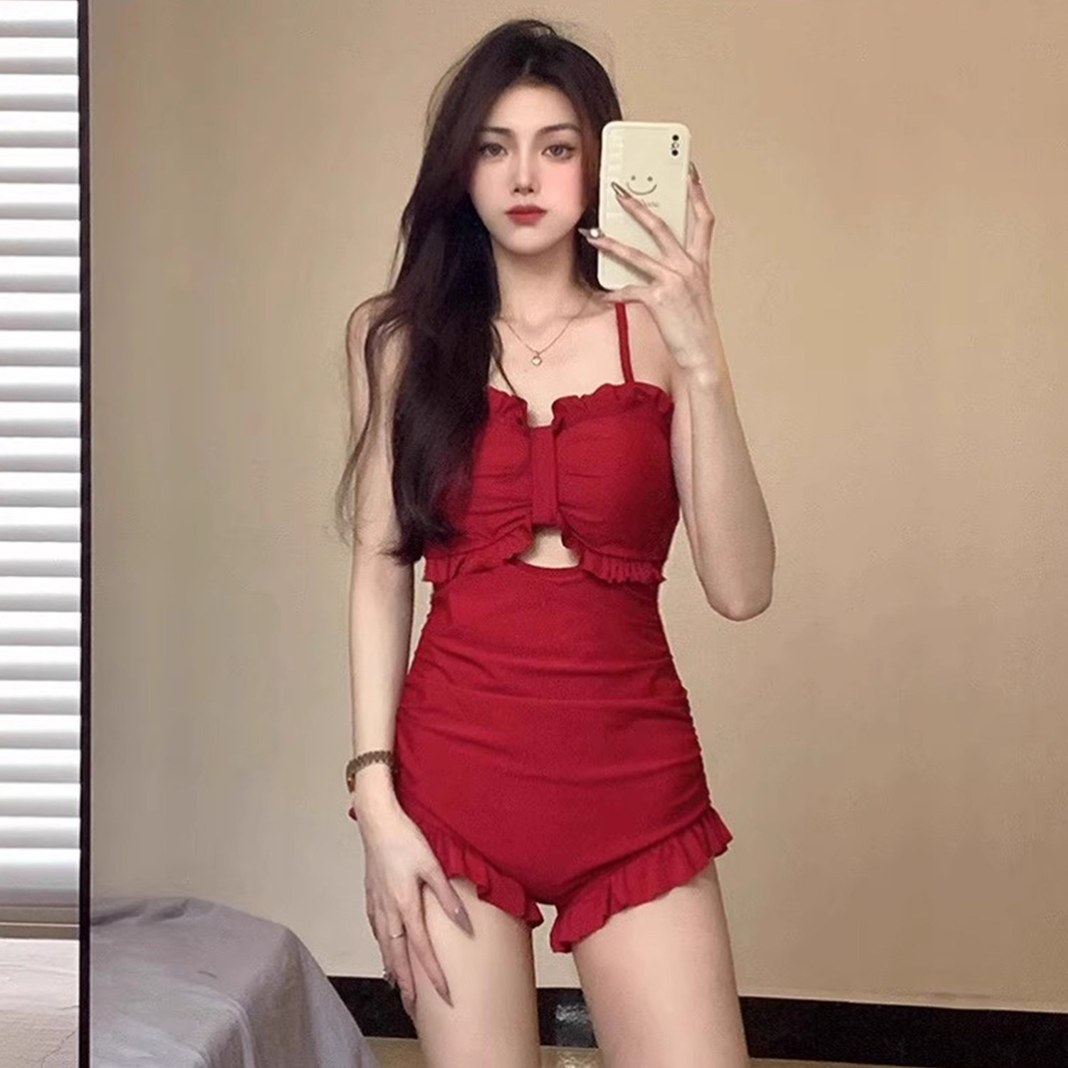 连体泳衣女聚拢显瘦