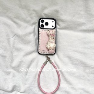 ins风温柔粉色碎花贴皮兔子腕带适用于苹果17ProMax手机壳iPhone16Pro小众少女心15简约14小清新可爱 SHERRY